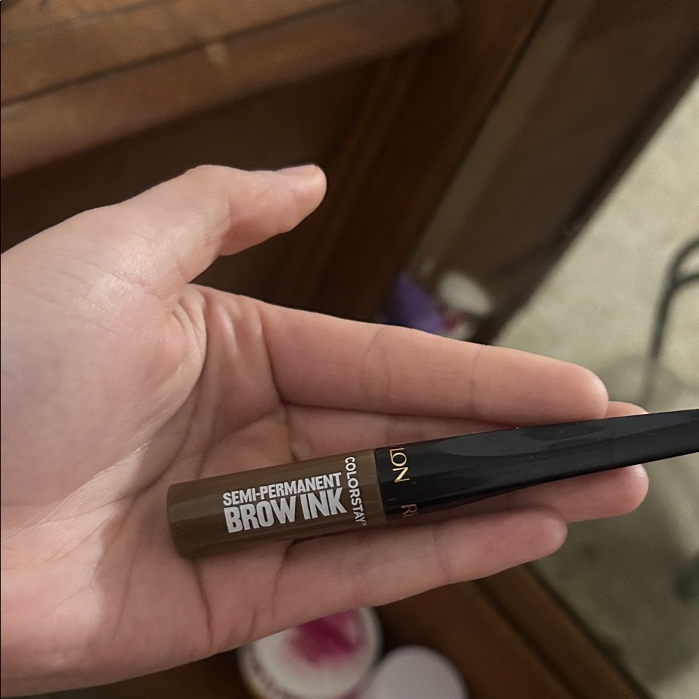 L'Oreal Brow Ink in Rich Brown